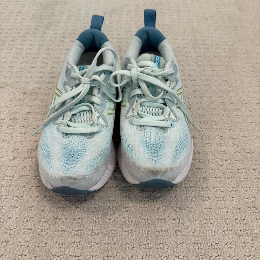 Woman’s asics Light Blue Athletic Shoes